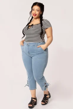 Hell Bunny Kiralee Cropped Jeans Blue Clearance