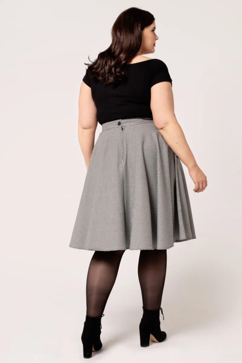 Hell Bunny Teddy Skirt Black/White Clearance